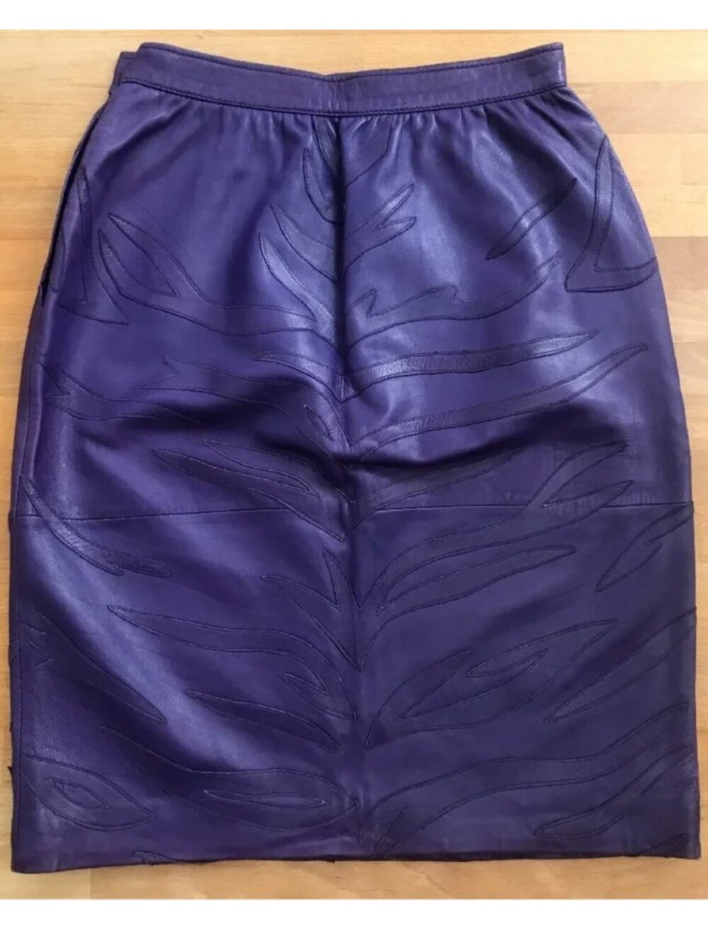 Valentino Purple Textured Genuine Leather Skirt Size 44 Vintage